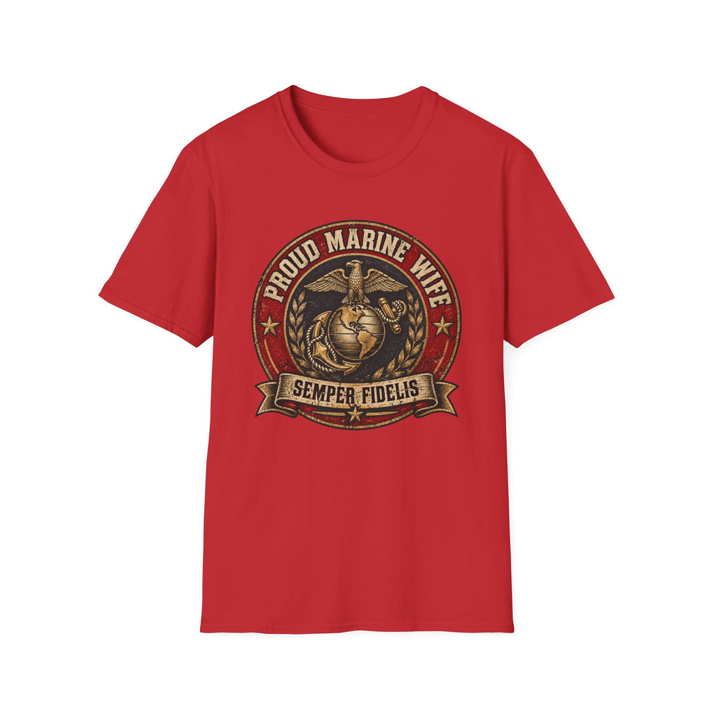 Proud marine wife T-Shirt